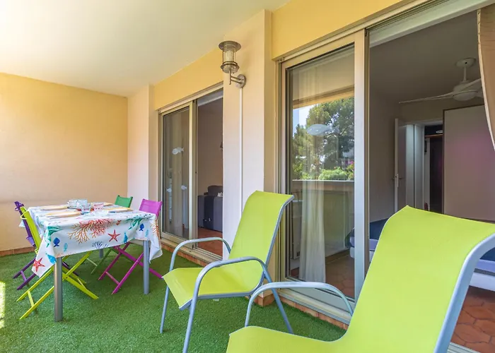 Appartement Brise Marine By Interhome Bormes-les-Mimosas